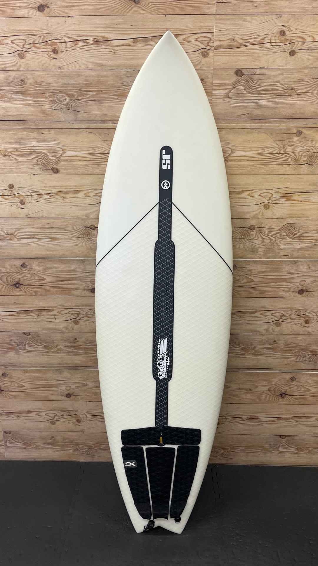 Shop Used JS Surfboards | Black Baron 2.1 6ft | Ships for $90