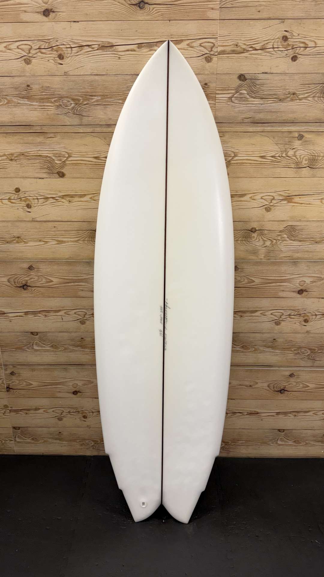 Double Wing 5-Fin 5'11"