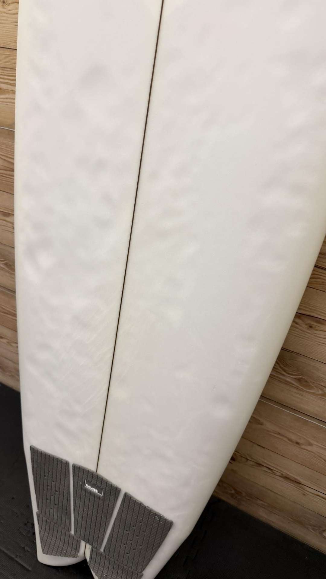 RNF Retro 6'3"