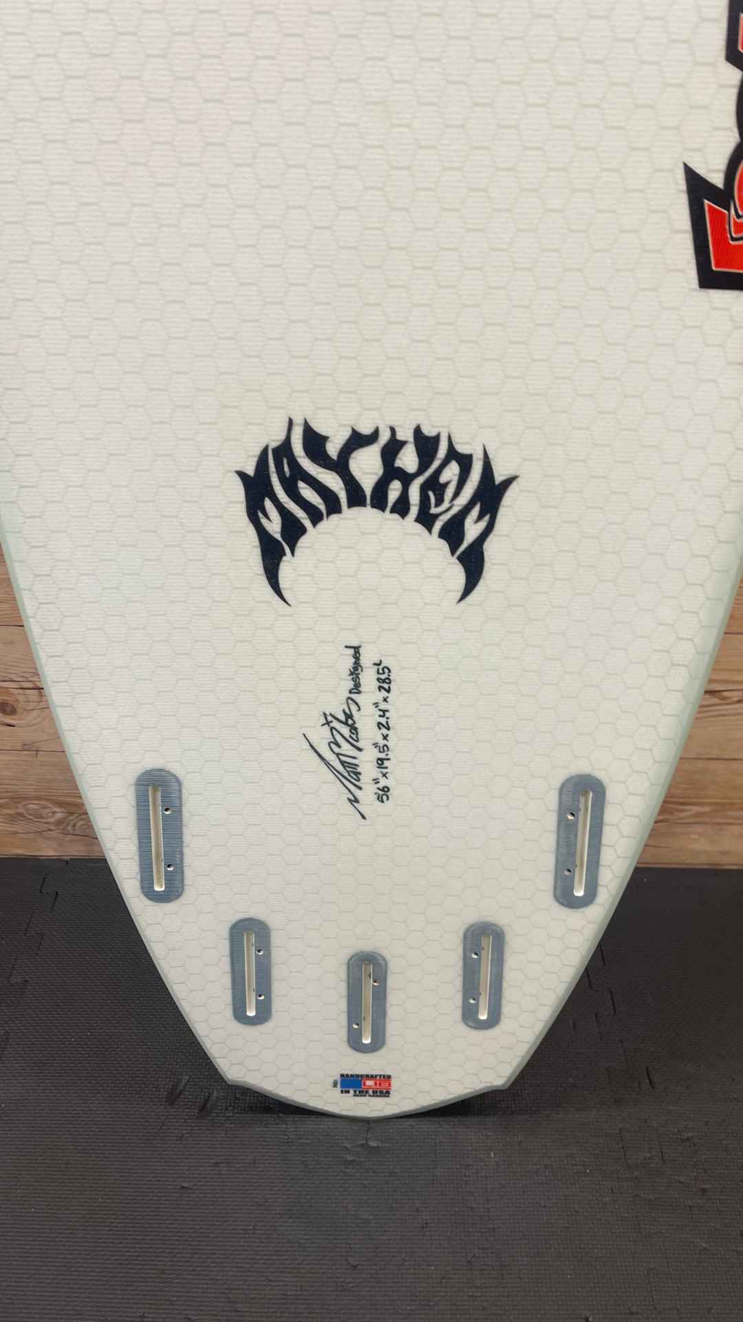 USED SURFBOARD 5'6