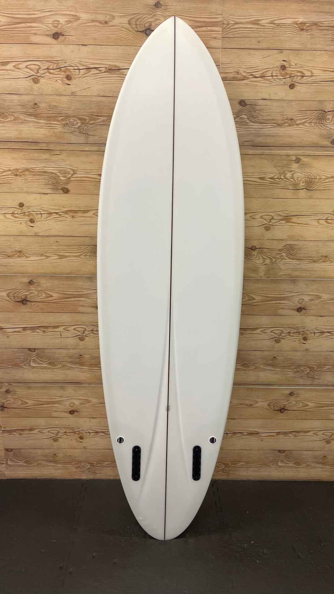 FM 6'6"