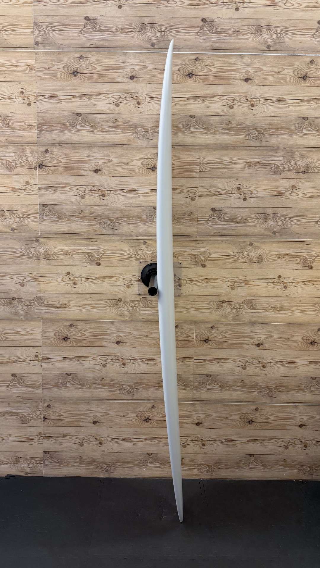 FM 8'1"