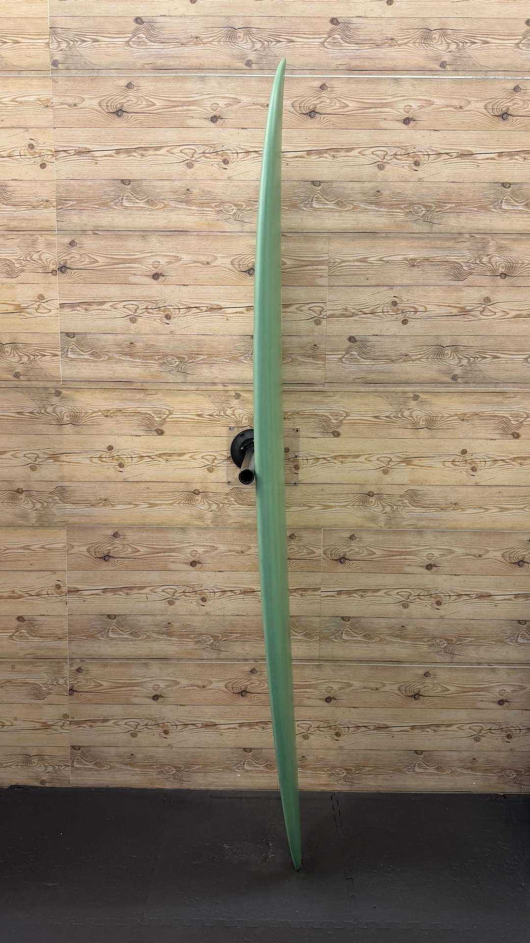 FM 8'1"