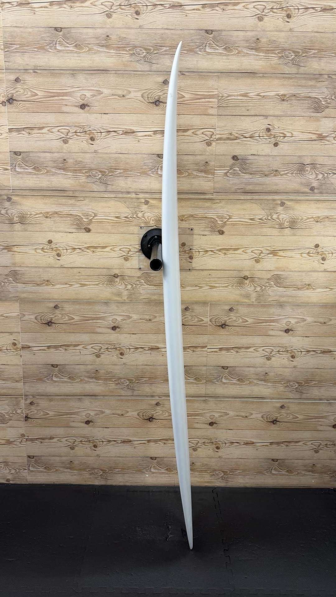 FM 6'9"
