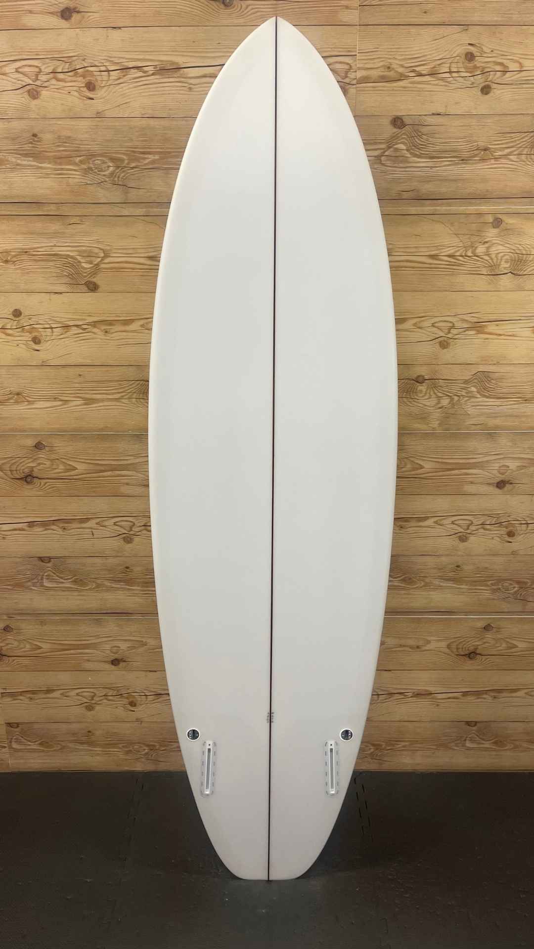 GT 6'2"