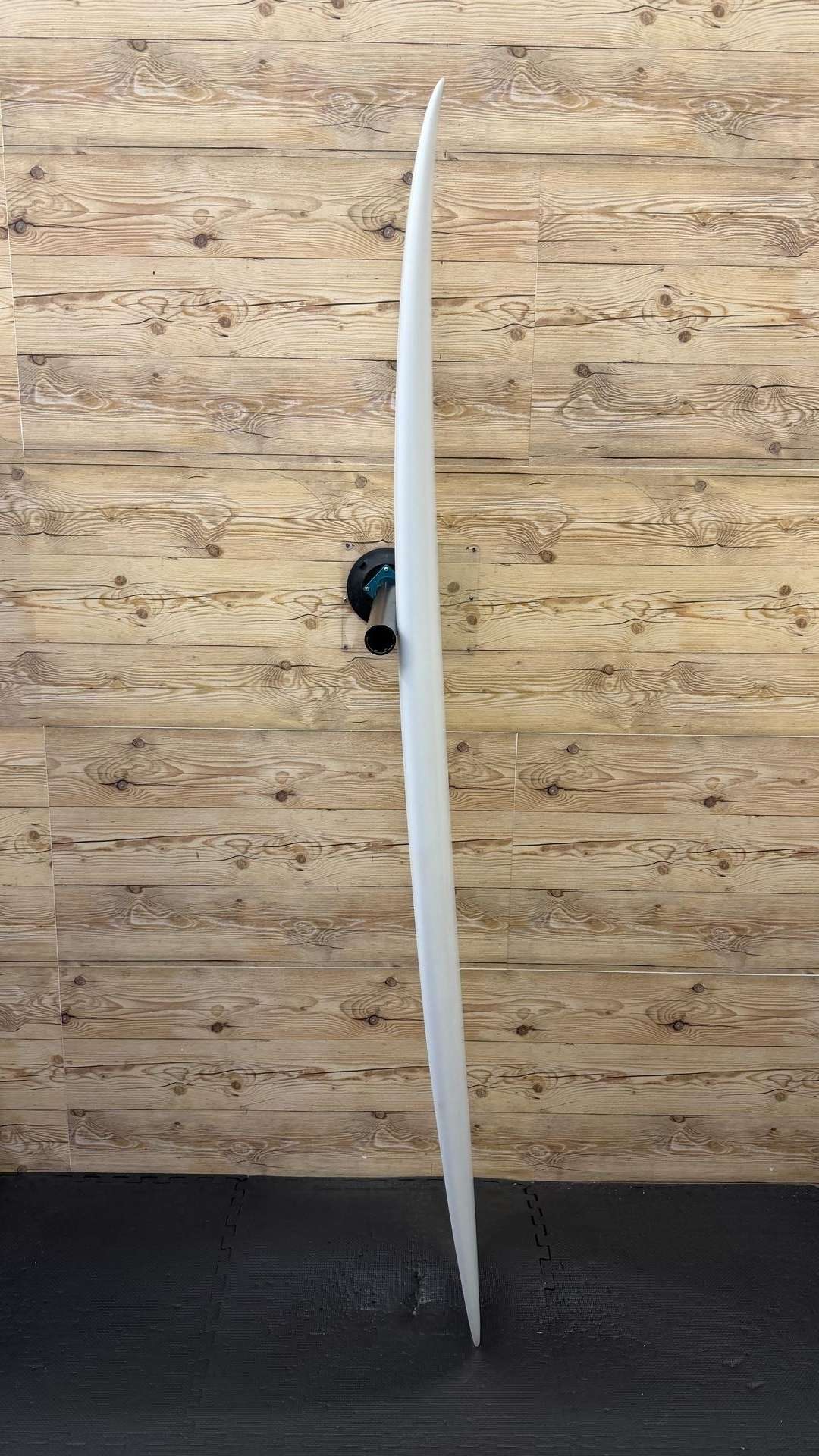 FM 6'9"