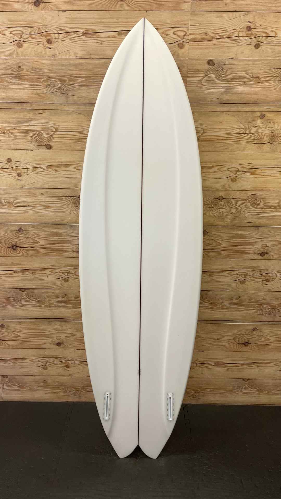 Pedestrian Ship 6'1
