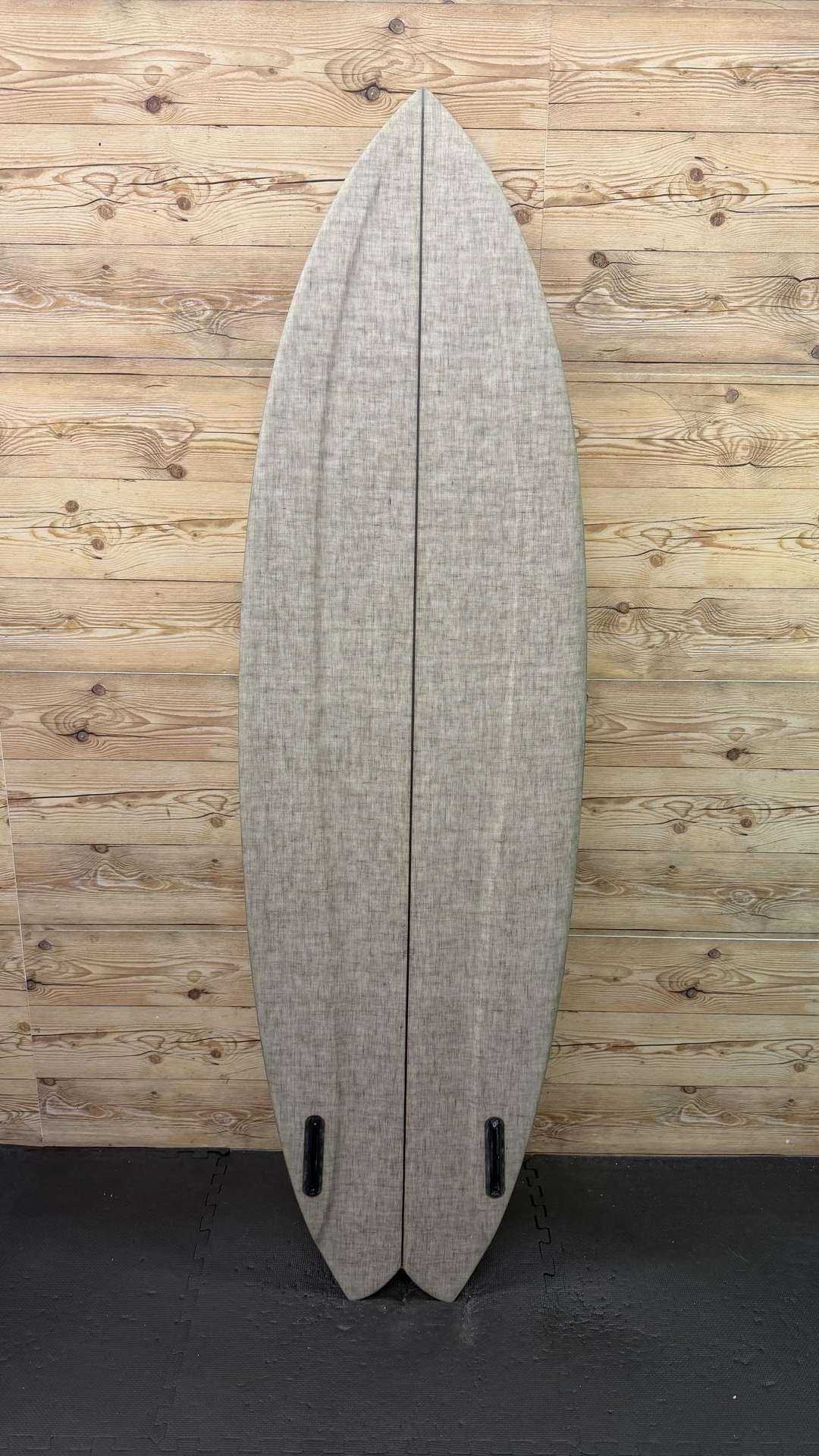Pedestrian Ship 6'4"