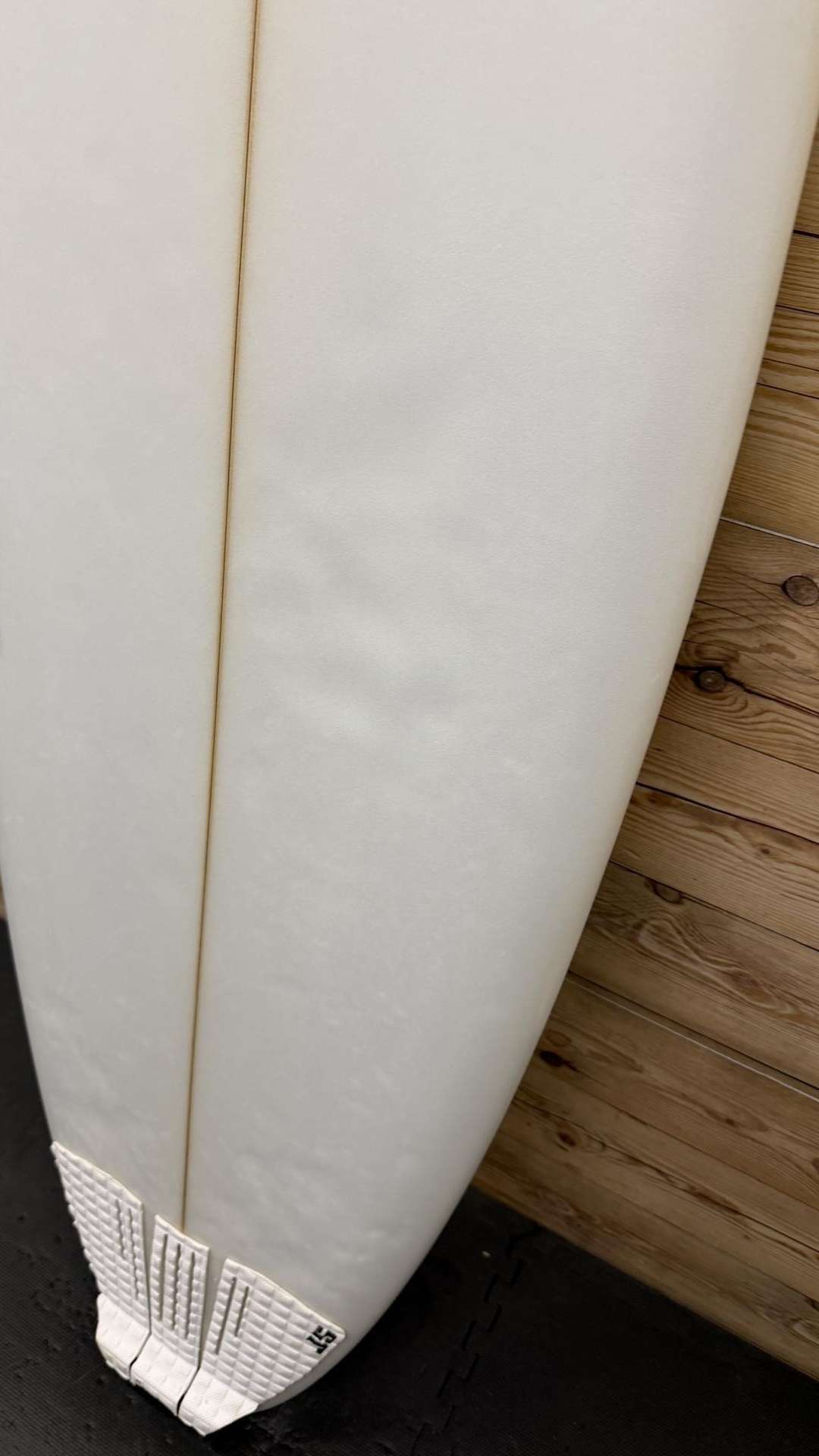 The Hornet 6'2"