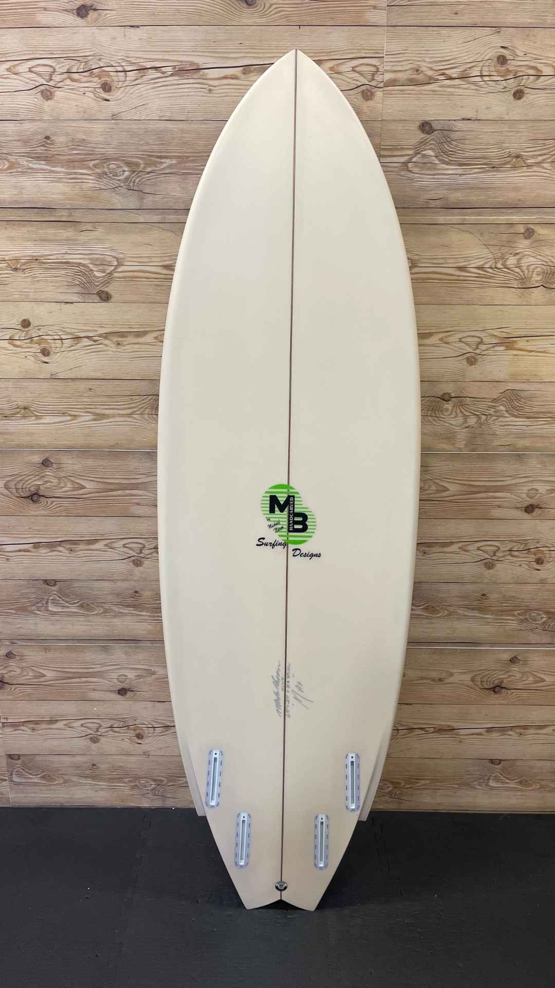 BYRNE 6'0ショートボード OCEAN&EARTHEZIRIDERSOFTBOARD6'6サーフボードソフトボード