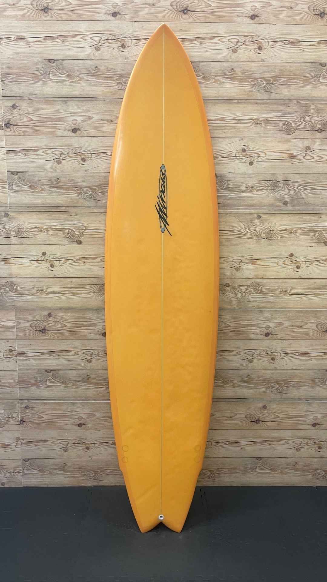 美品 THC Surfboards Standardフィン 8.75 ミッド THC Surfboards Standardフィン 8.75 ミッド THC Surfboards