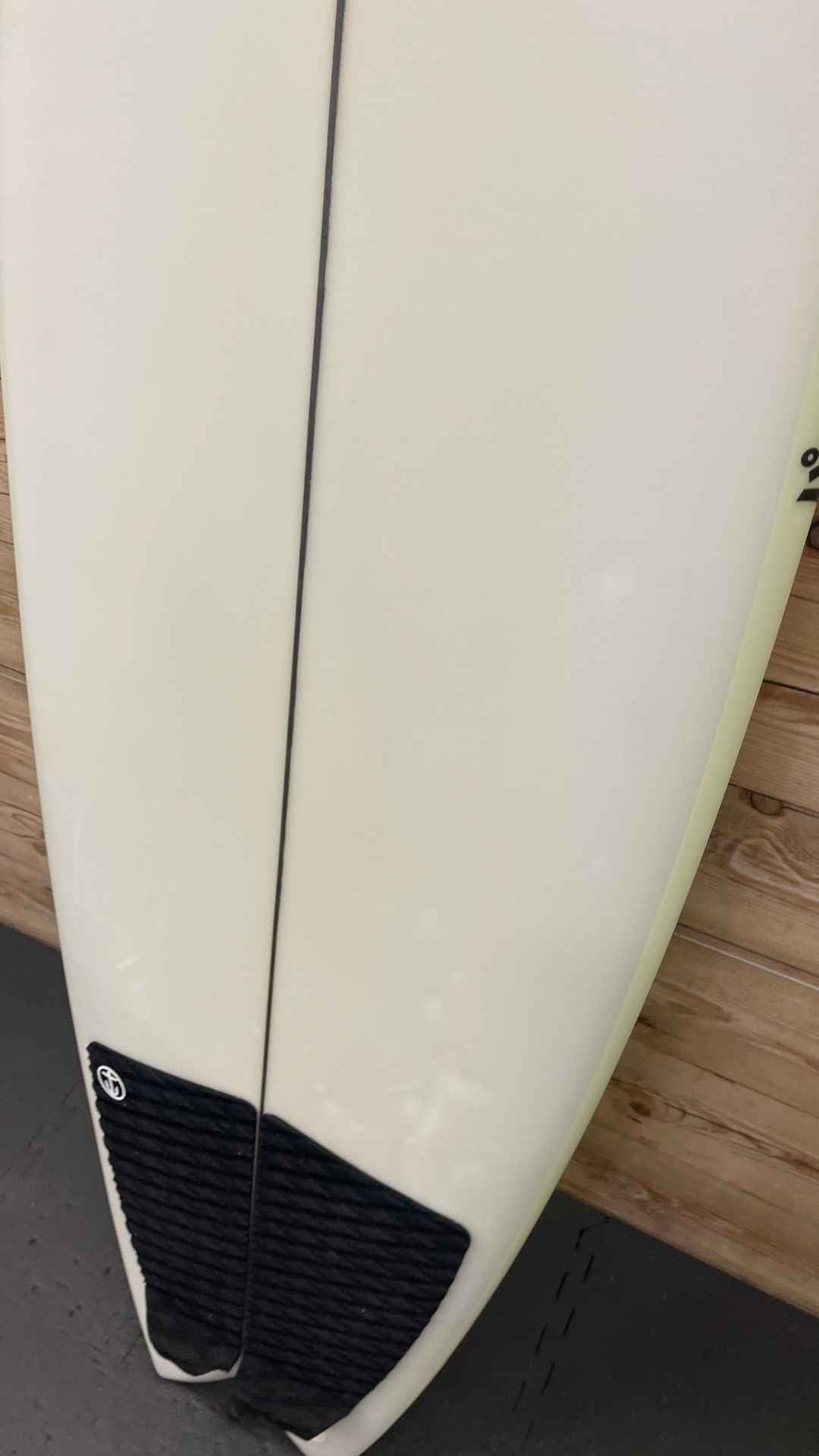 The Shrizz 5'11"