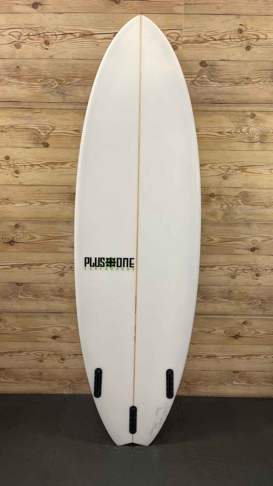 USED PLUS ONE SURFBOARDS |The Rehab 6'1