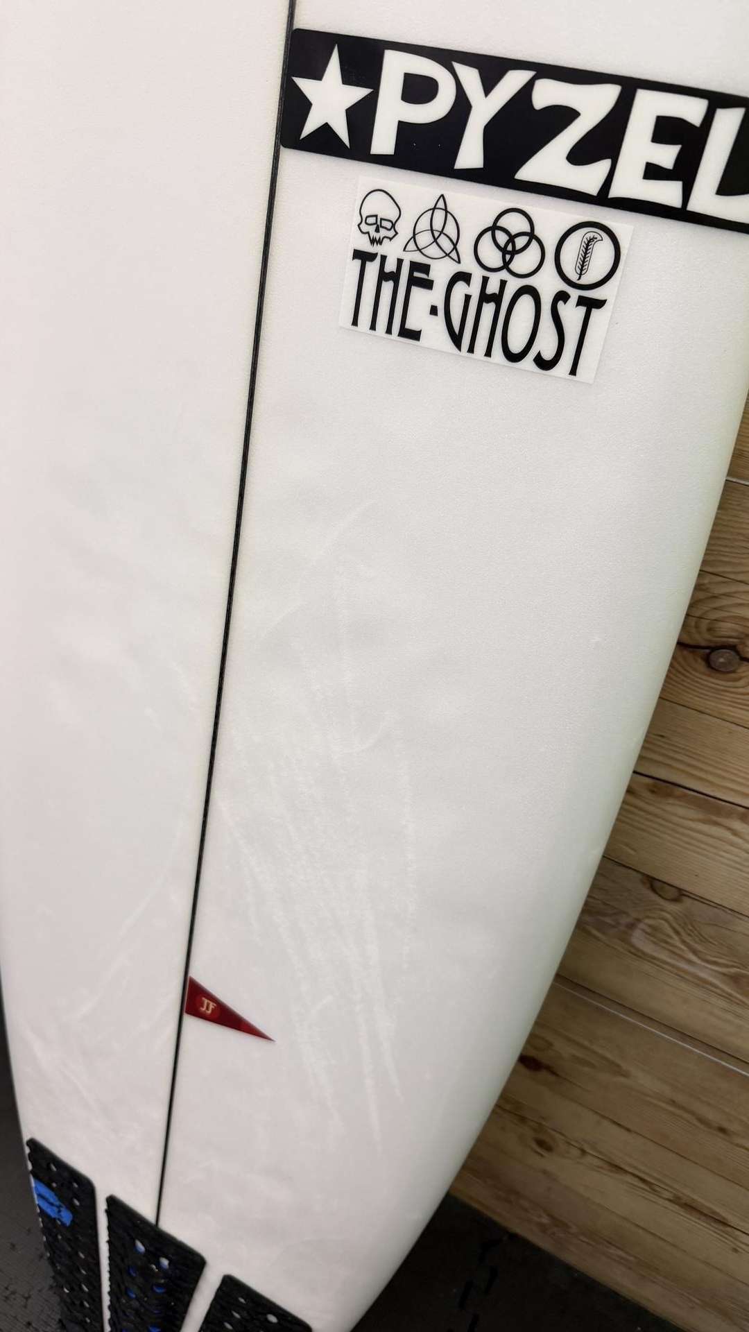 The Ghost 5'11"