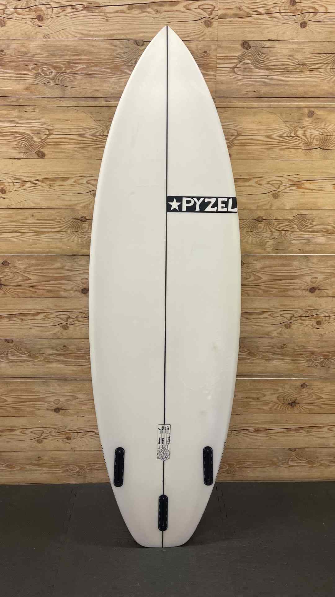 USED Pyzel Phantom Surfboard 5'9