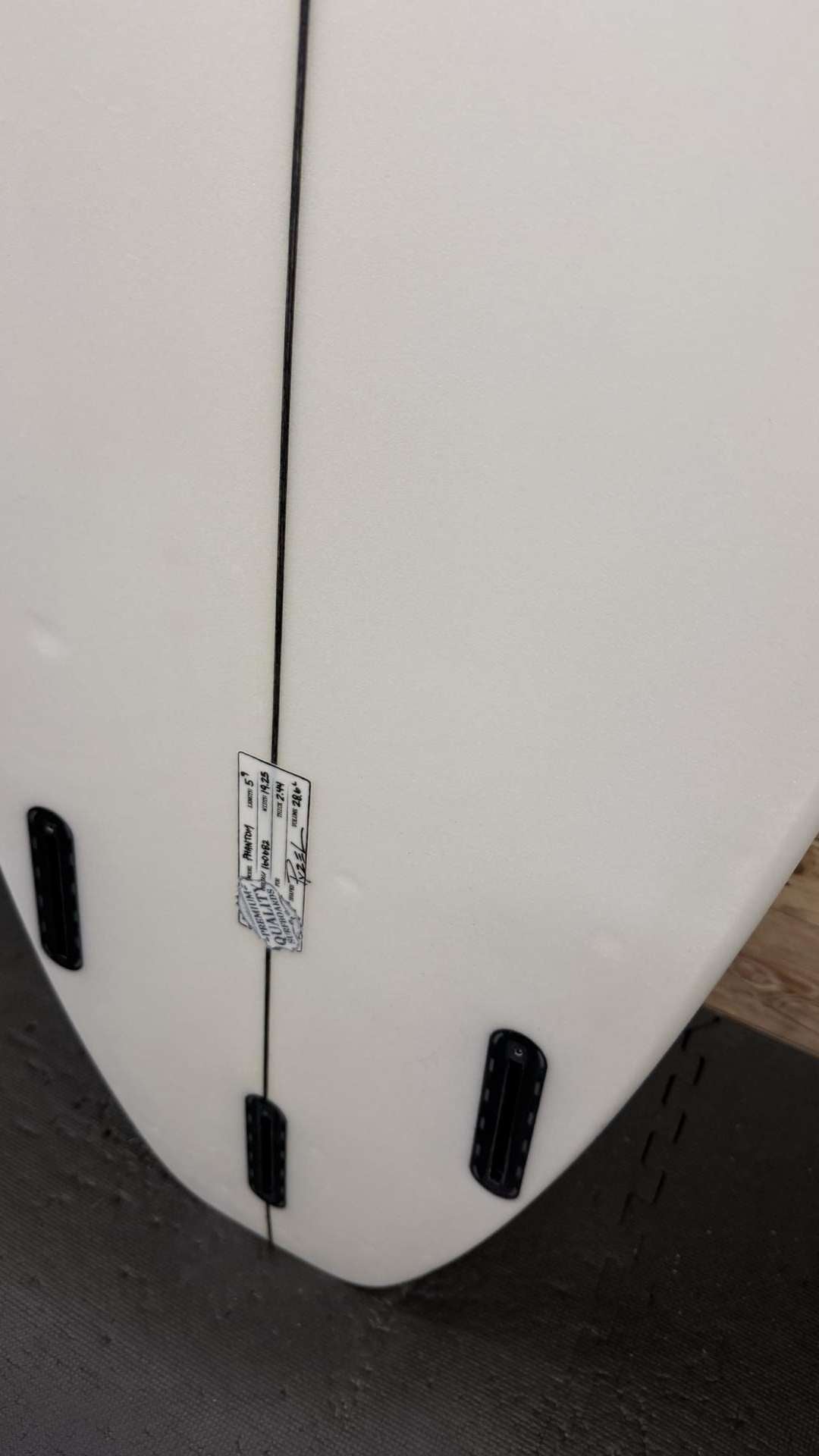 Phantom 5'9"
