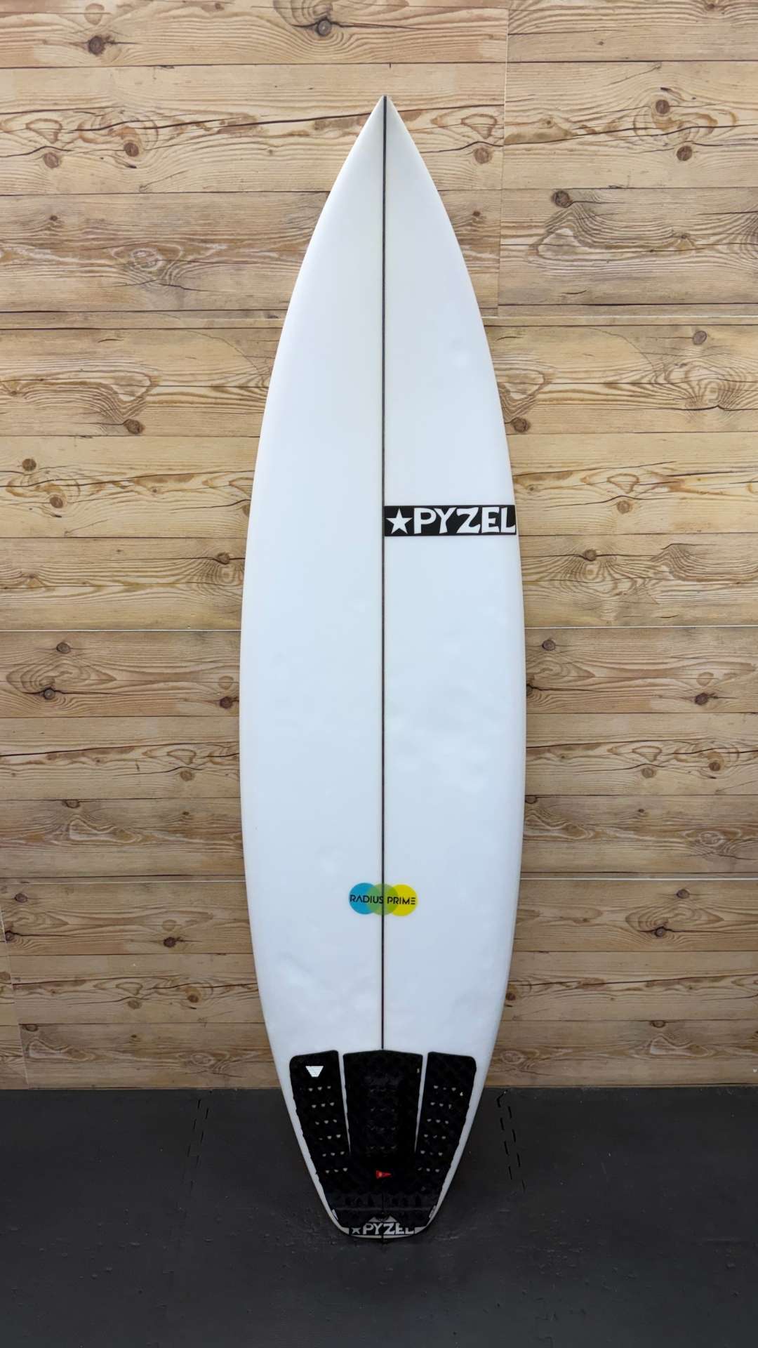 USED Pyzel The Radius Prime Surfboard 6ft for Sale in San Diego