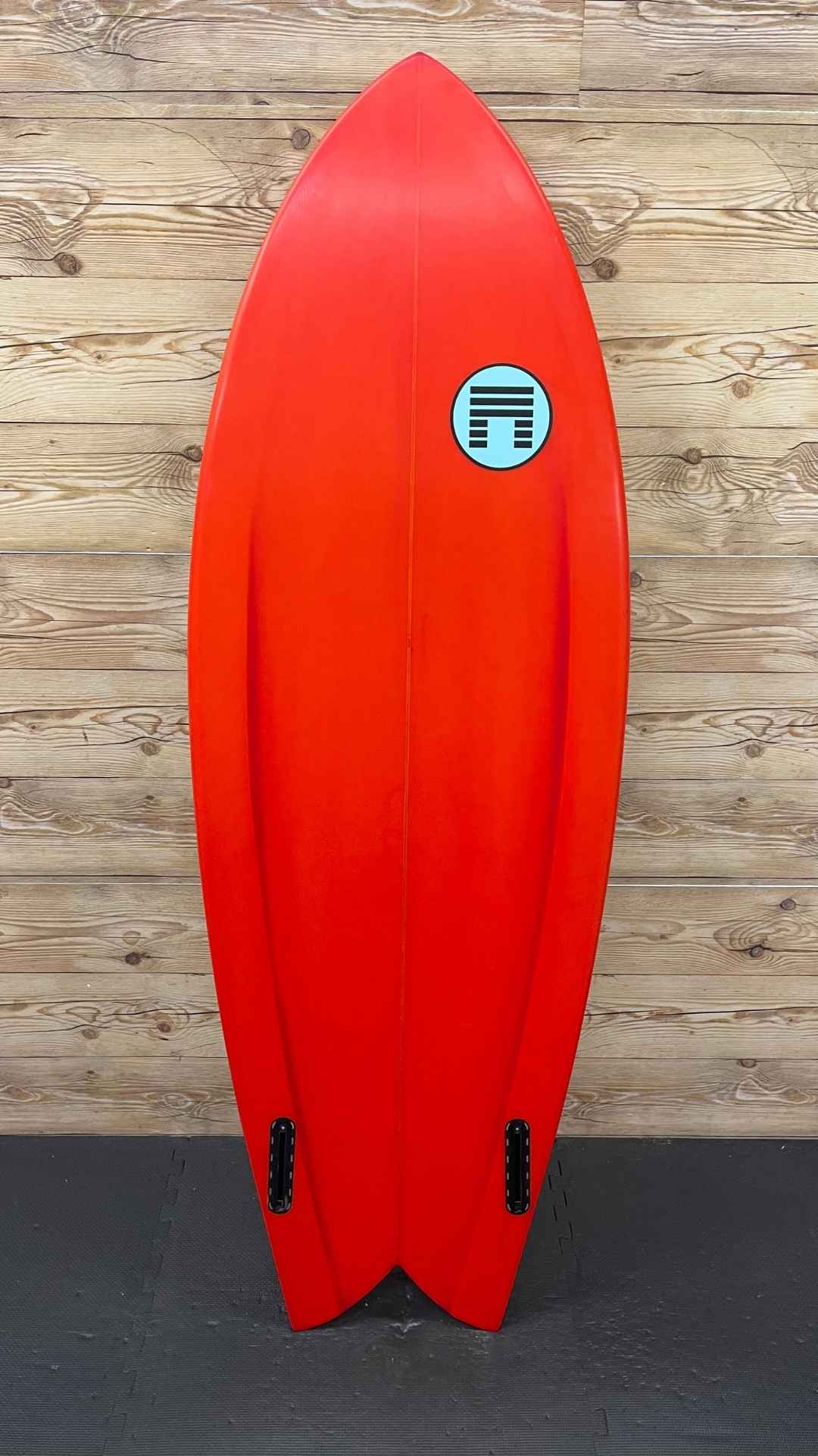 Go Fish 5'3"