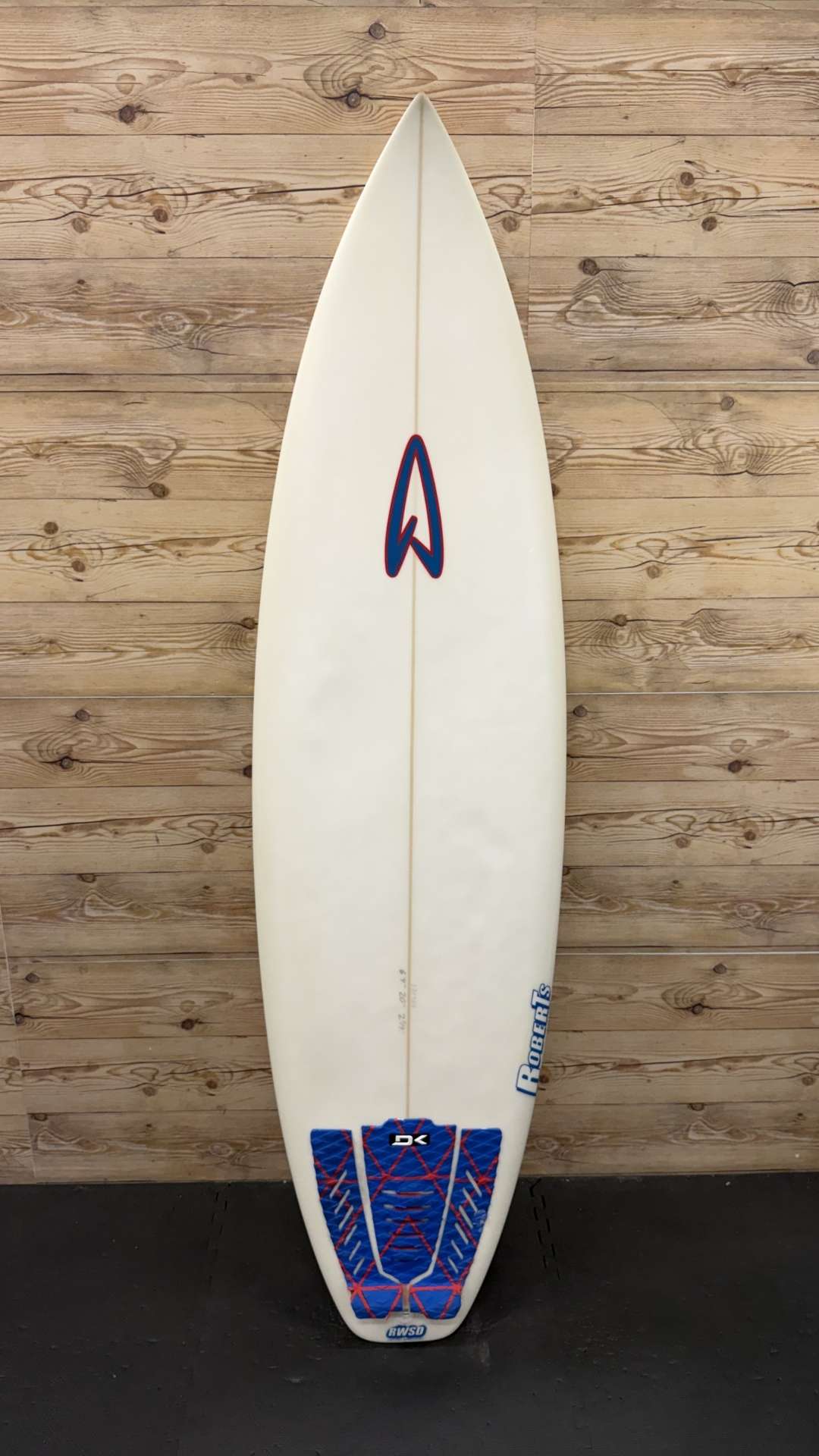 The Black Punt 6'4"