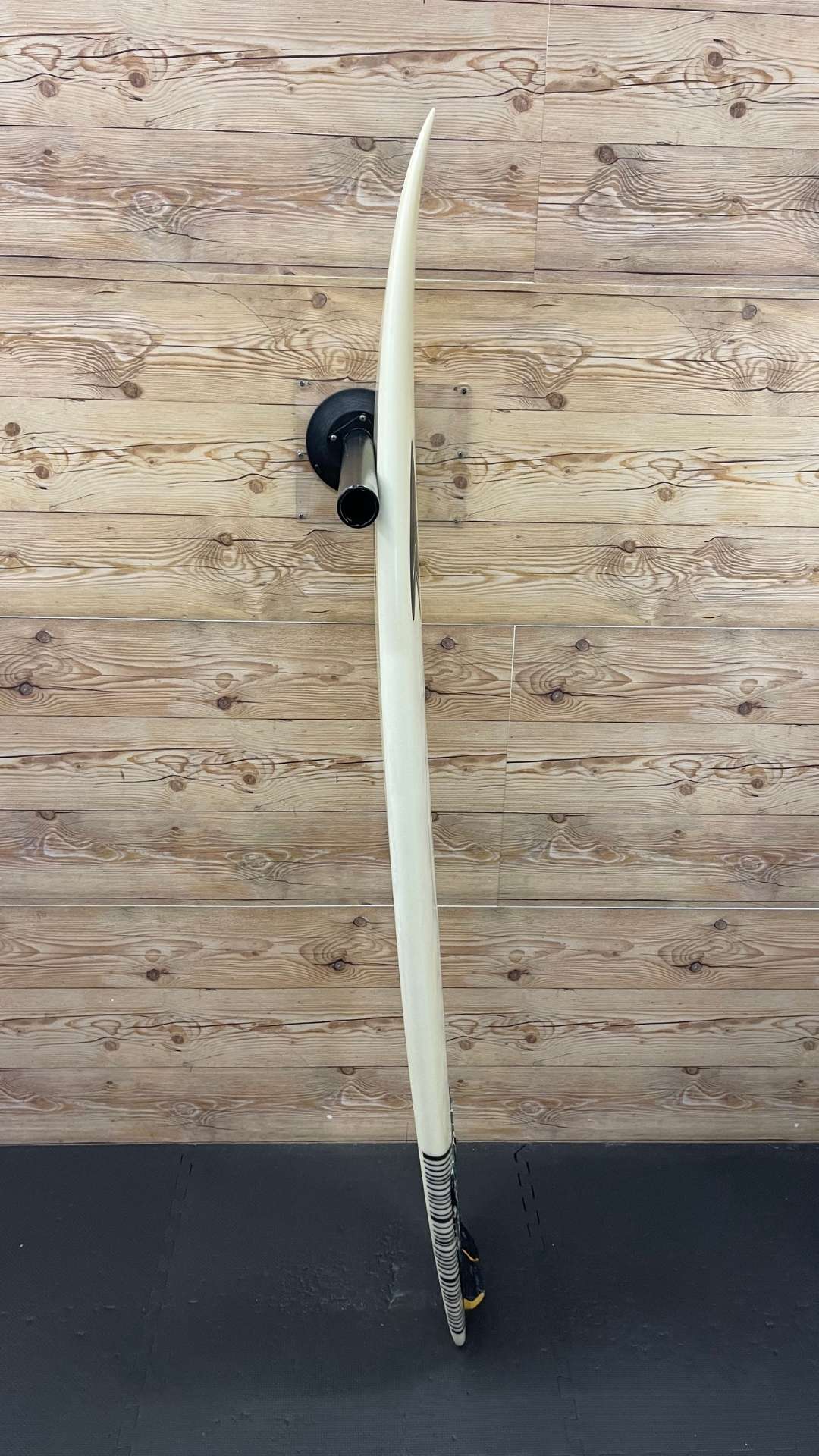 Used Surfboards for Sale | Roberts Redneck 5'7