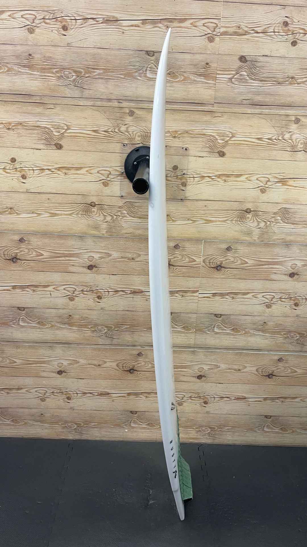 Miso 5'6"