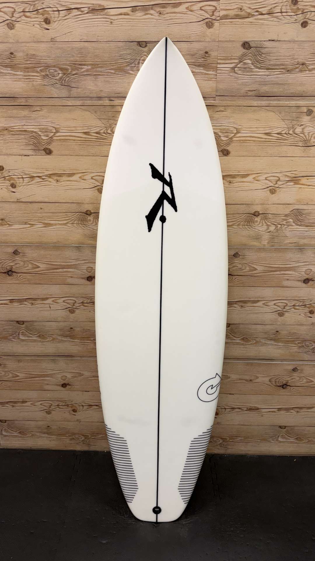 SD 5'8"