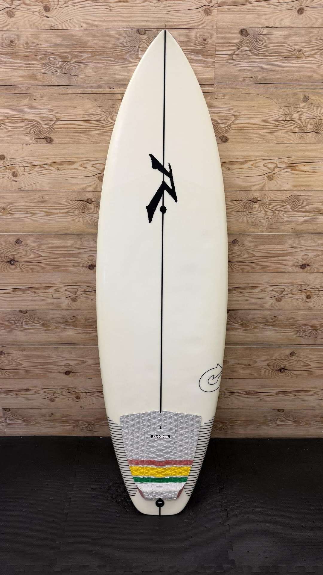 SD 5'8"