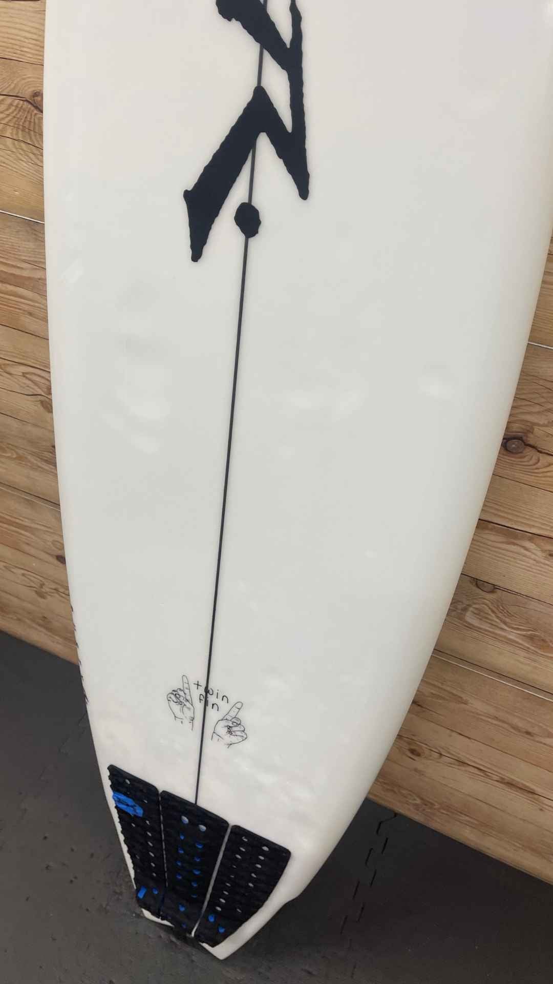 Rusty Twin Fin 5'10"