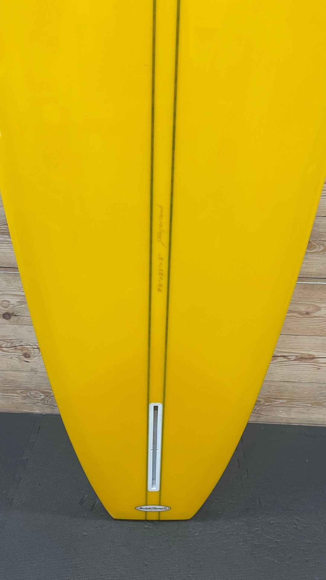 Surfy Log 9'0"