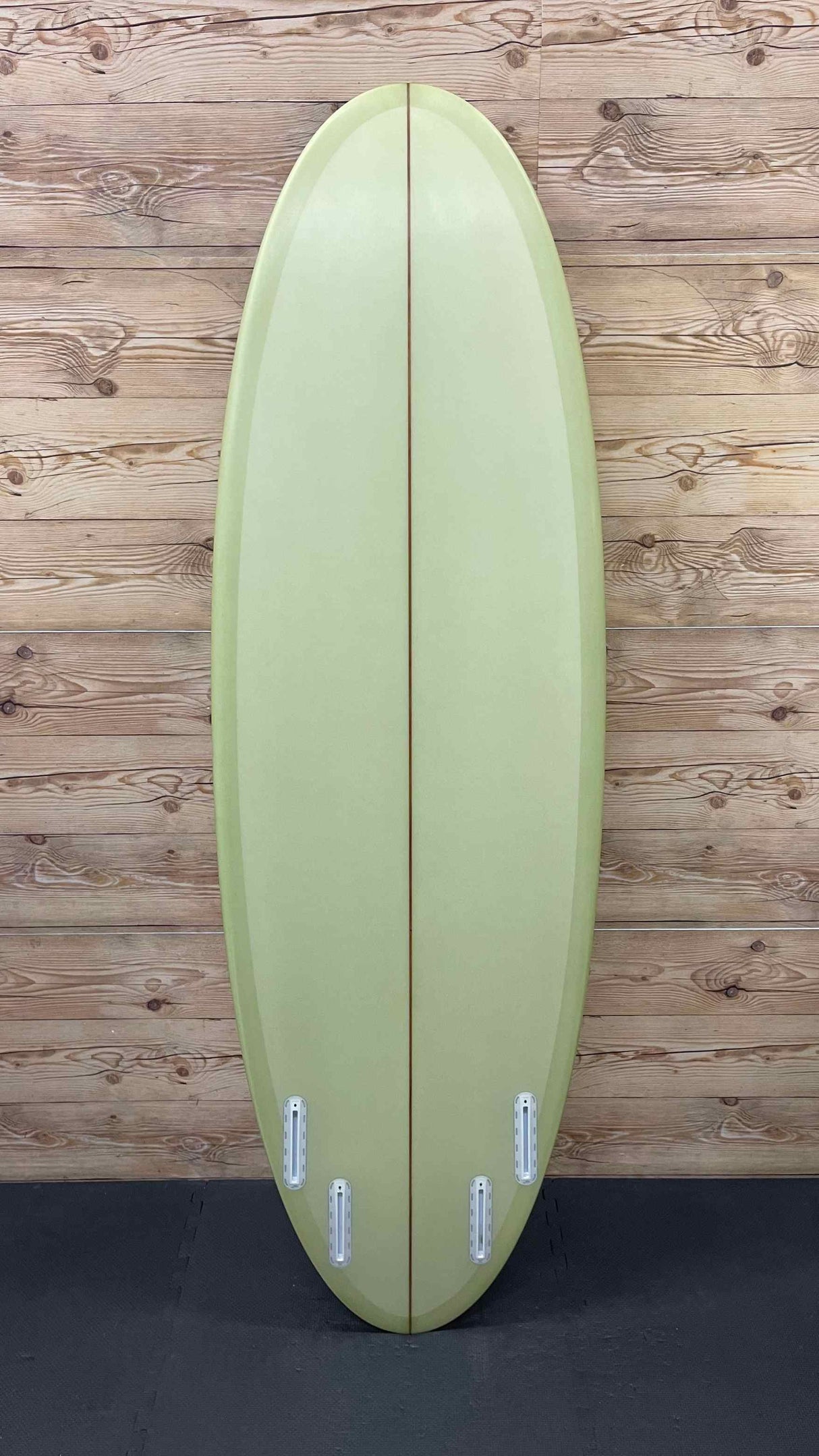 Quadratic Egg 5'8"