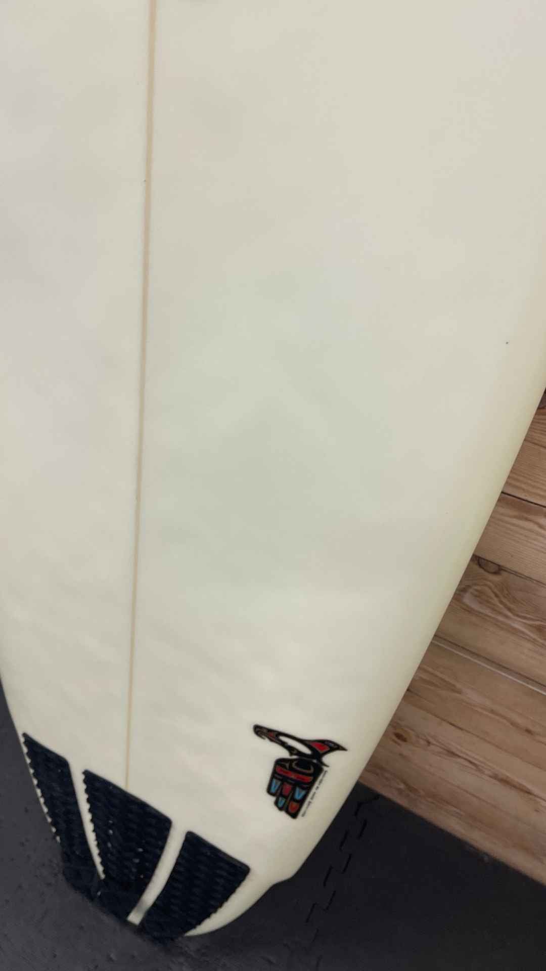 Used Epoxy Von Sol Surfboards Shadow 6'2